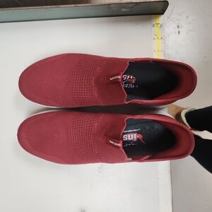 Men's sketchers slip in size 10 1/2, burgundy with white bottoms like new